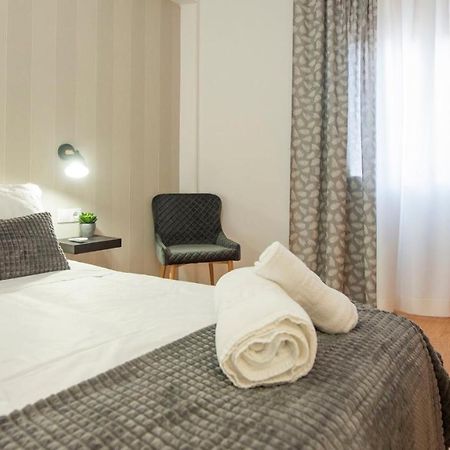 El Sueno De Carmelitas Con Parking Incluido - Apartamentos Aloha Toledo Exterior foto