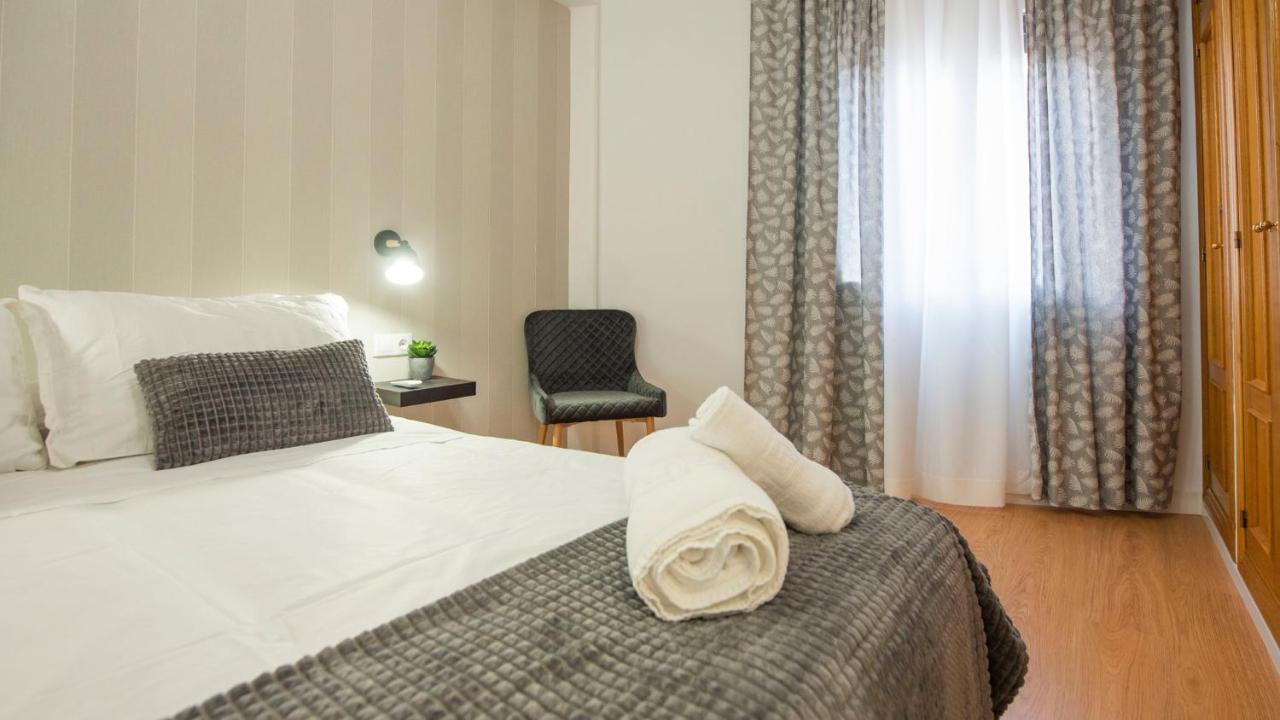 El Sueno De Carmelitas Con Parking Incluido - Apartamentos Aloha Toledo Exterior foto