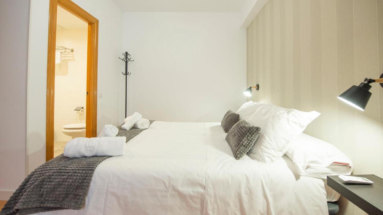 El Sueno De Carmelitas Con Parking Incluido - Apartamentos Aloha Toledo Exterior foto